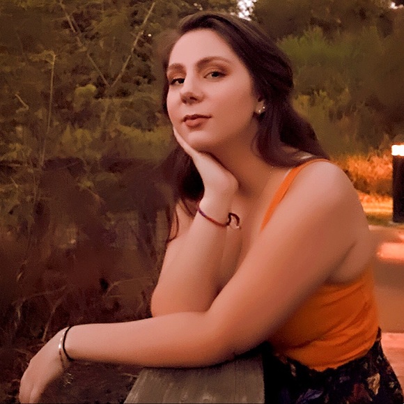 Meet your Posher, Rachael - Picture 1 of 1